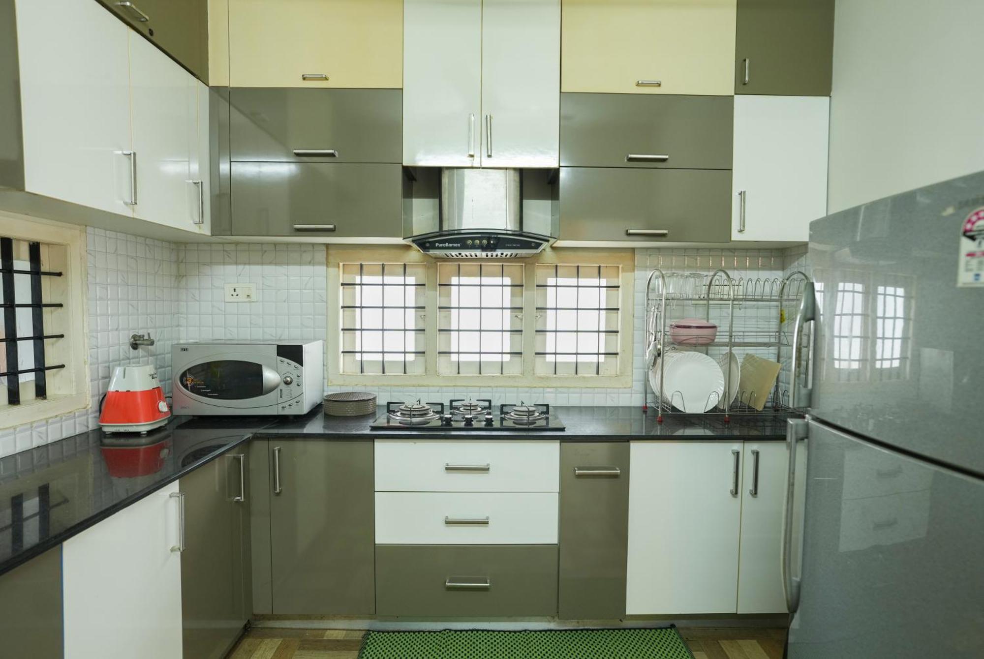 Swapna Home Suites Nedumbassery Eksteriør bilde