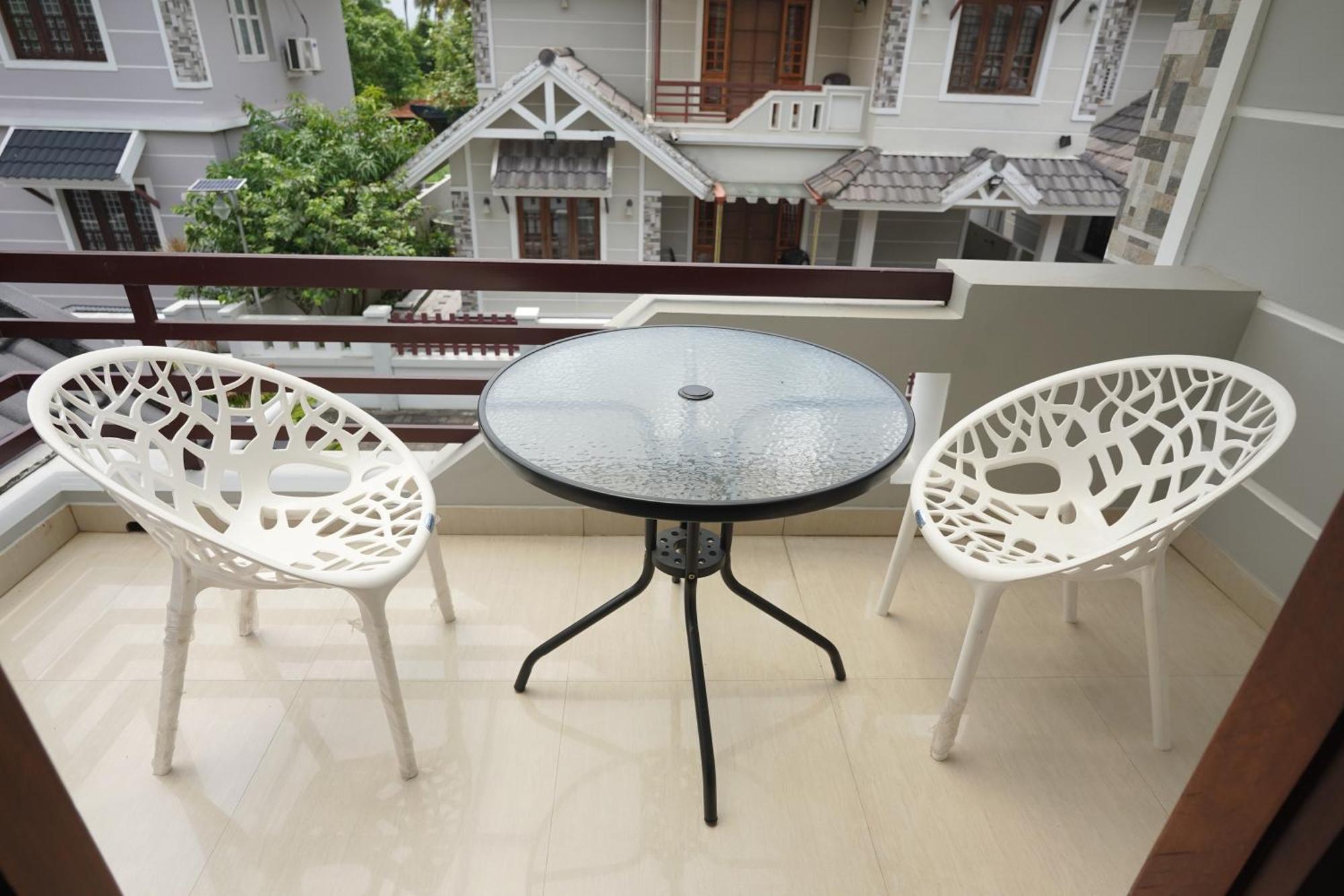 Swapna Home Suites Nedumbassery Eksteriør bilde