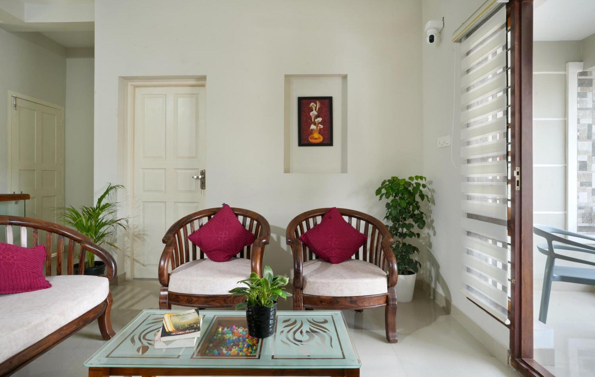 Swapna Home Suites Nedumbassery Eksteriør bilde